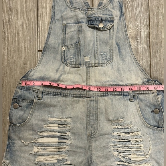 Rue21 Distressed Shortalls - Picture 4 of 7